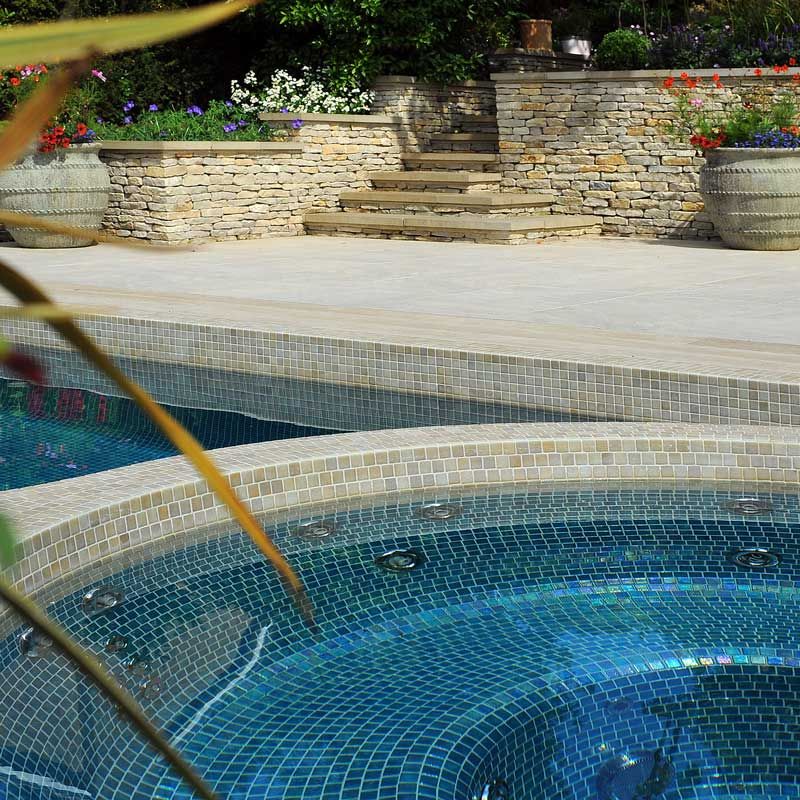 Traditional Cotswold retaining walls & contemporary garden stonework