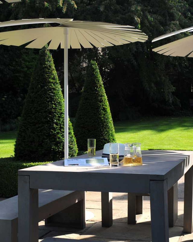 Tips, tricks and garden design advice from the knowledgeable folks here at Graduate Gardeners