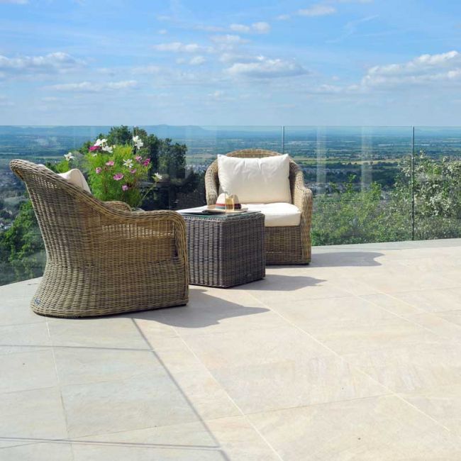 frameless glass panels make the most of an exceptional view