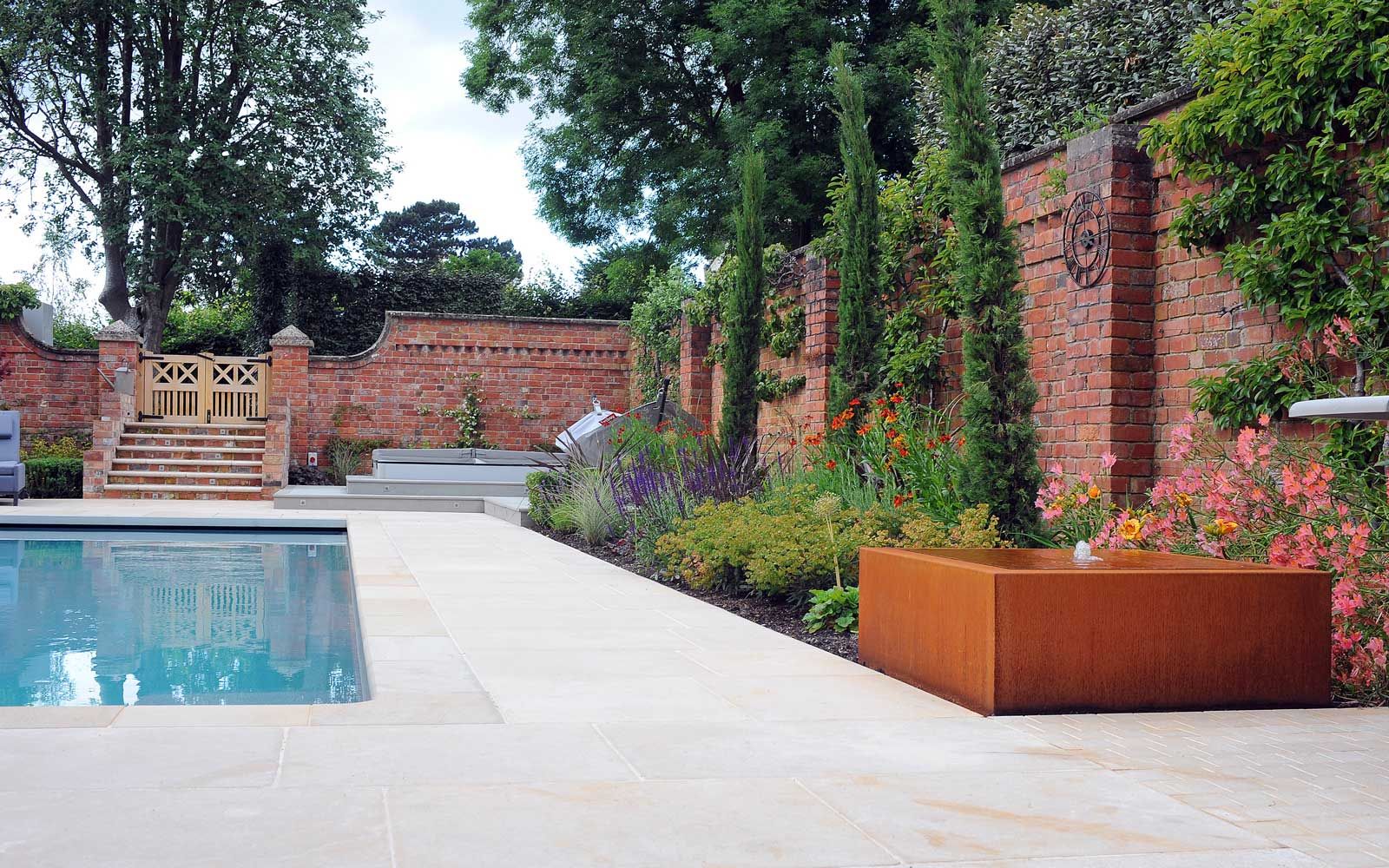 Graduate Gardeners BALI Grand Award winners 2021