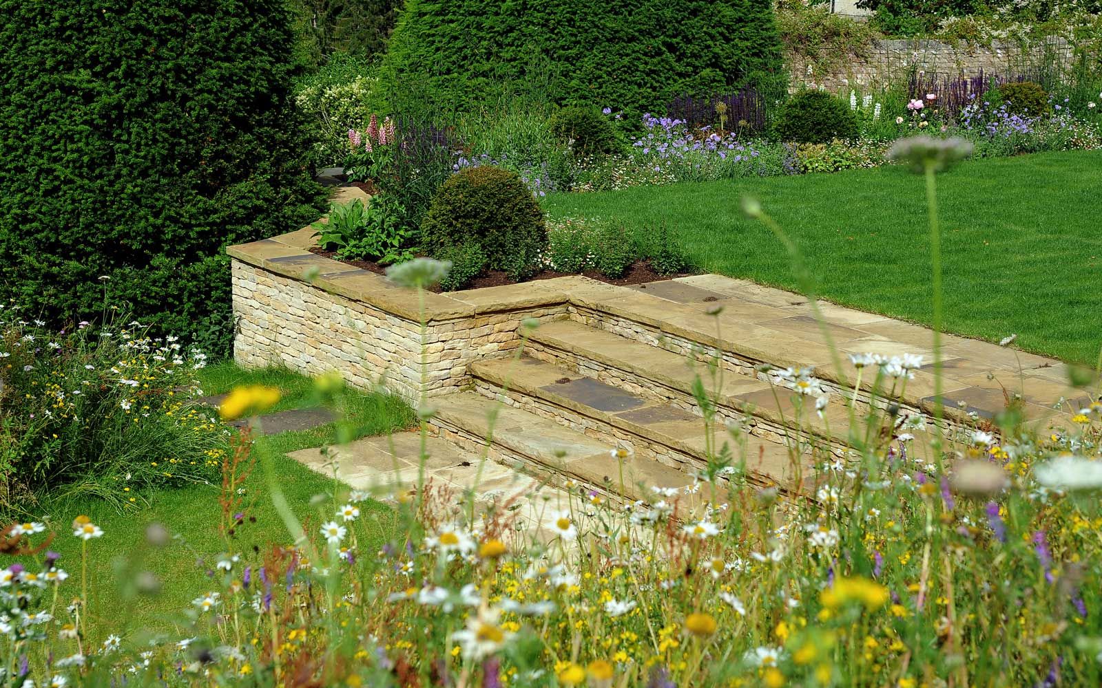 Graduate Gardeners BALI Grand Award winners 2021
