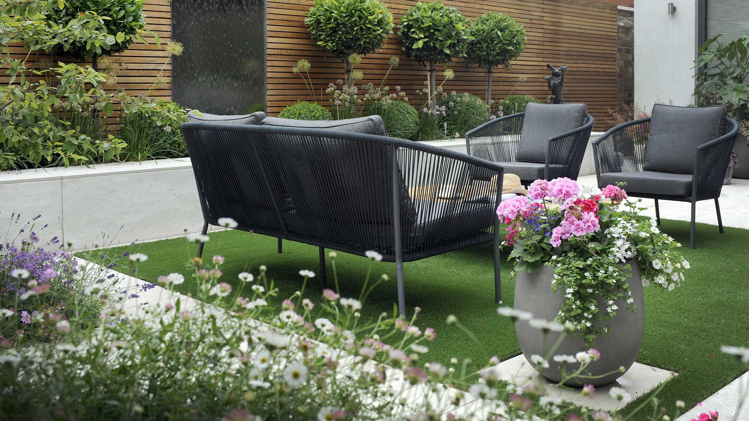 Portfolio of town gardens in The South West
