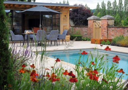 BALI 2021 - Domestic garden construction £60k - £70k Graduate Gardeners
