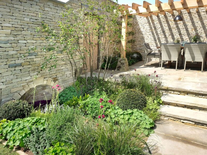 RHS Malvern Show 2024 Gold Medal Winners Graduate Gardeners - Garden Designer Mark Draper